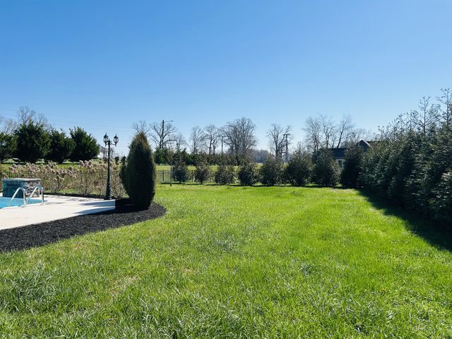 101 Highpoint Blvd, Tullahoma, TN 37388