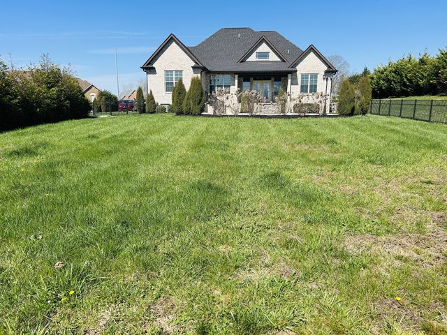 101 Highpoint Blvd, Tullahoma, TN 37388