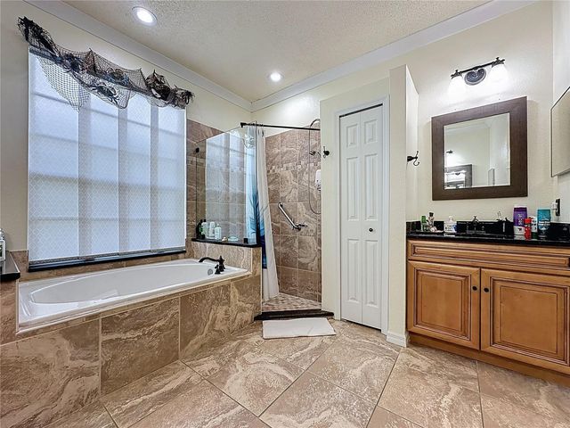 1646 DUNES COURT, Haines City, FL 33844