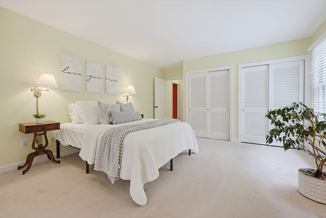 32 Thayer Farm Rd, Attleboro, MA 02703