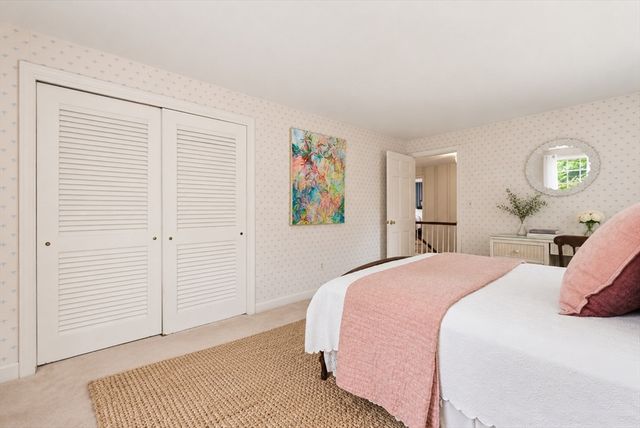 32 Thayer Farm Rd, Attleboro, MA 02703