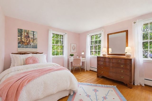 32 Thayer Farm Rd, Attleboro, MA 02703