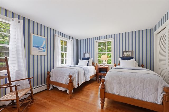32 Thayer Farm Rd, Attleboro, MA 02703