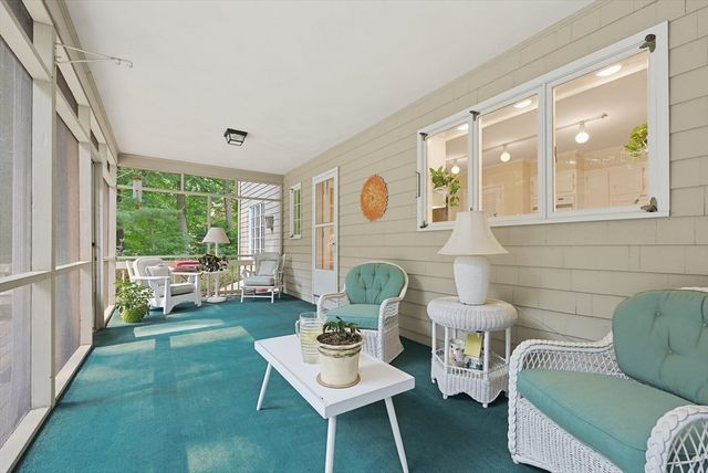 32 Thayer Farm Rd, Attleboro, MA 02703