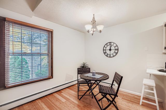 4406 Cedar Lake Road S 7, Saint Louis Park, MN 55416