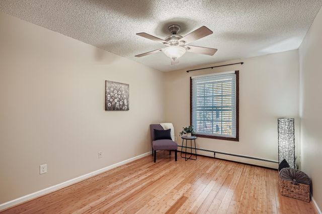 4406 Cedar Lake Road S 7, Saint Louis Park, MN 55416