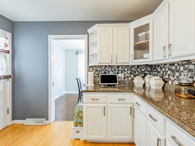 4346 Amelia Avenue, Lyons, IL 60534