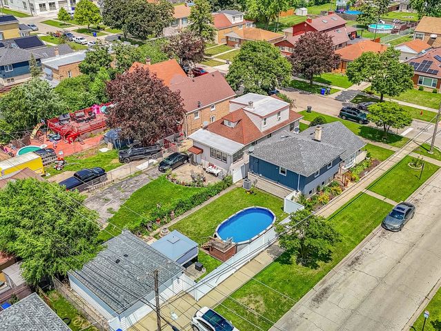 4346 Amelia Avenue, Lyons, IL 60534