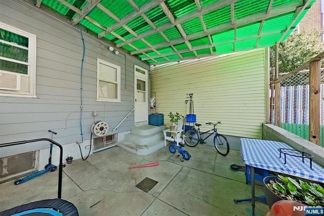 68 Congress Street, Newark, NJ 07105