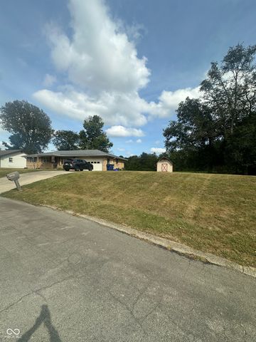 1520 Chesterfield Drive, Anderson, IN 46012