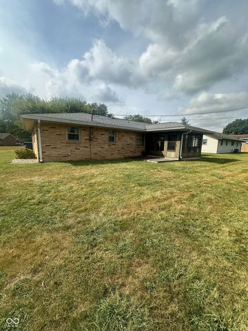 1520 Chesterfield Drive, Anderson, IN 46012