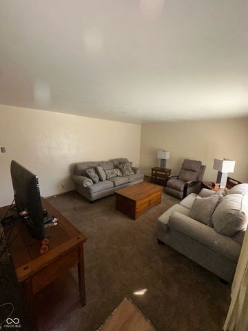 1520 Chesterfield Drive, Anderson, IN 46012