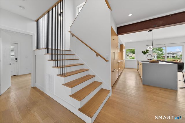 34 Howard Avenue, Branford, CT 06405