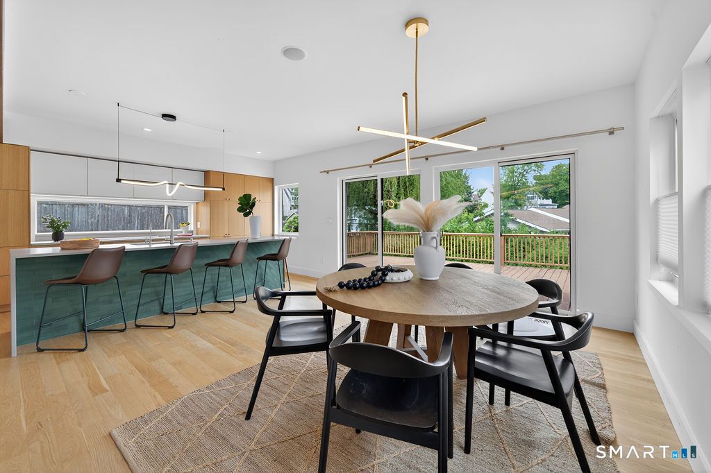 34 Howard Avenue, Branford, CT 06405