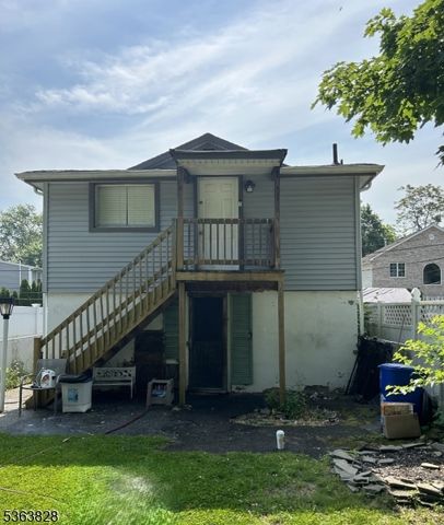 19 Maple Avenue, Bloomingdale Boro, NJ 07403
