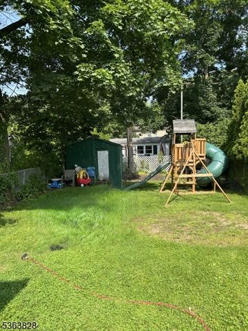 19 Maple Avenue, Bloomingdale Boro, NJ 07403