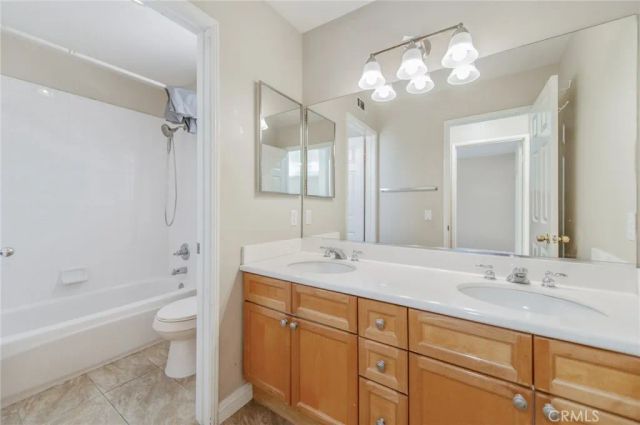 38 Santa Catalina Aisle, Irvine, CA 92606