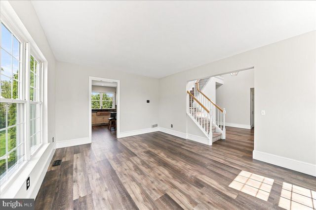 206 CRIMSON DR, Oxford, PA 19363
