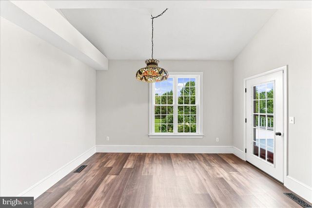 206 CRIMSON DR, Oxford, PA 19363