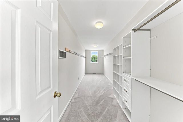 206 CRIMSON DR, Oxford, PA 19363
