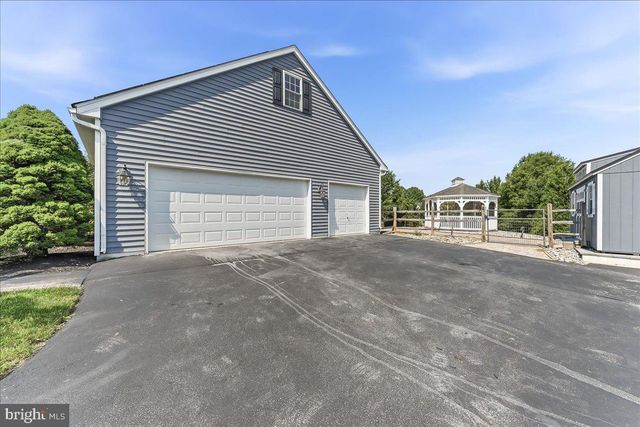 206 CRIMSON DR, Oxford, PA 19363