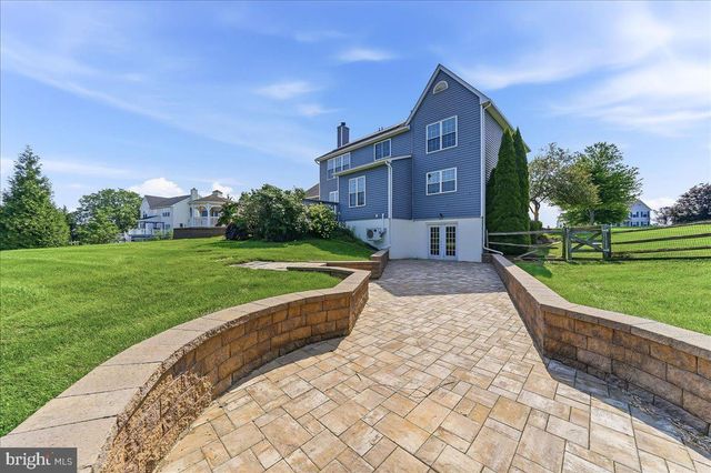 206 CRIMSON DR, Oxford, PA 19363