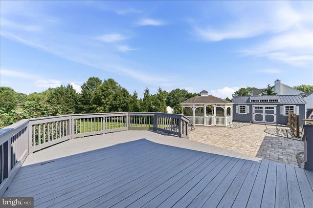206 CRIMSON DR, Oxford, PA 19363