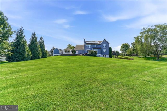 206 CRIMSON DR, Oxford, PA 19363