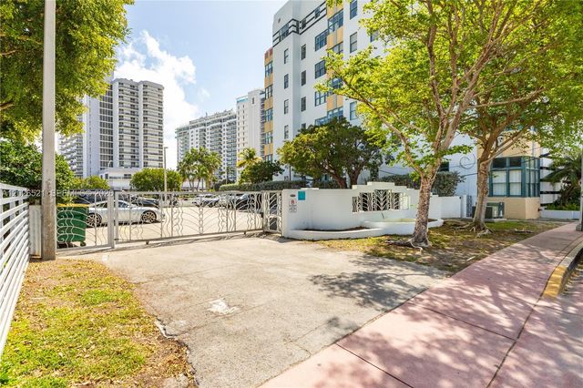 2421 Lake Pancoast Dr 3B, Miami Beach, FL 33140