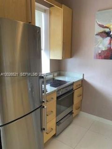 2421 Lake Pancoast Dr 3B, Miami Beach, FL 33140