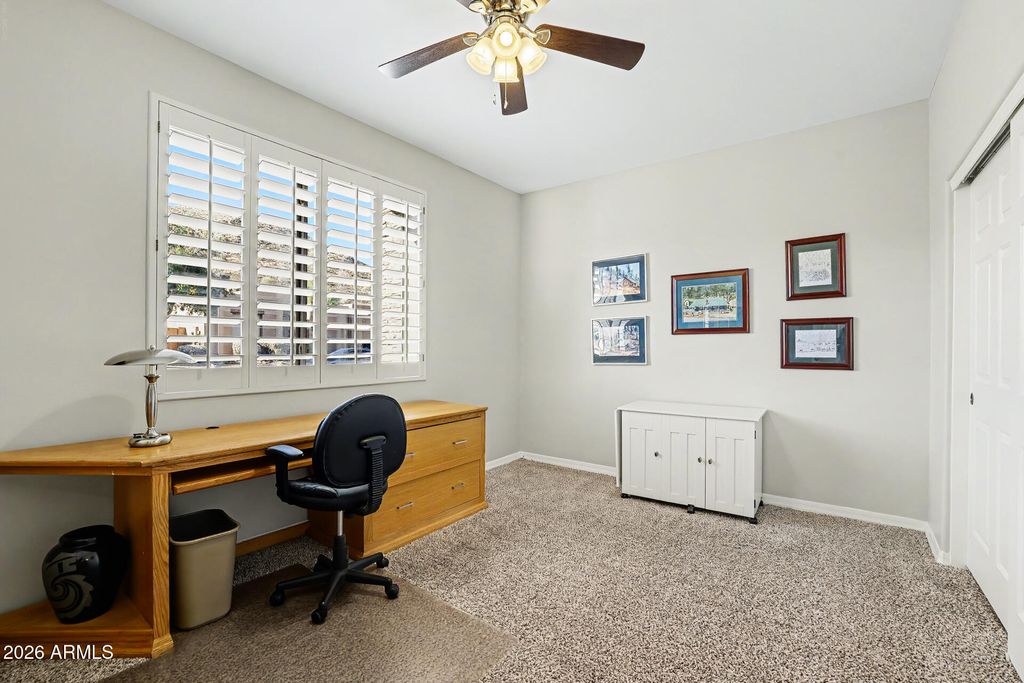 Image 52 of property listing at 6335 W HILL Lane, Glendale, AZ 85310
