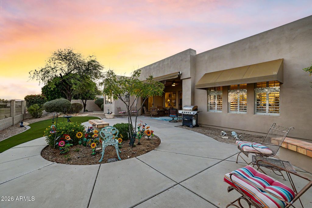 Image 58 of property listing at 6335 W HILL Lane, Glendale, AZ 85310