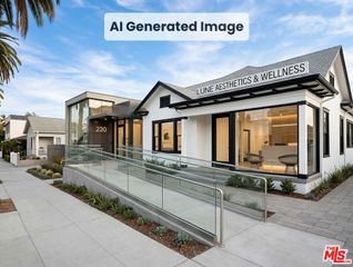 220 N Oxford Avenue, Los Angeles, CA 90004