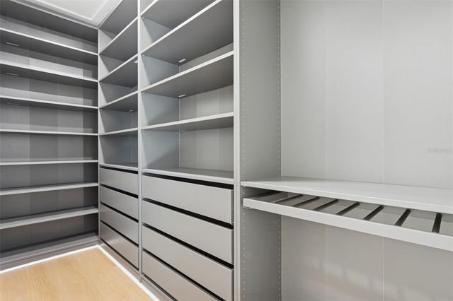 3926 FONTAINEBLEAU DRIVE, Tampa, FL 33634