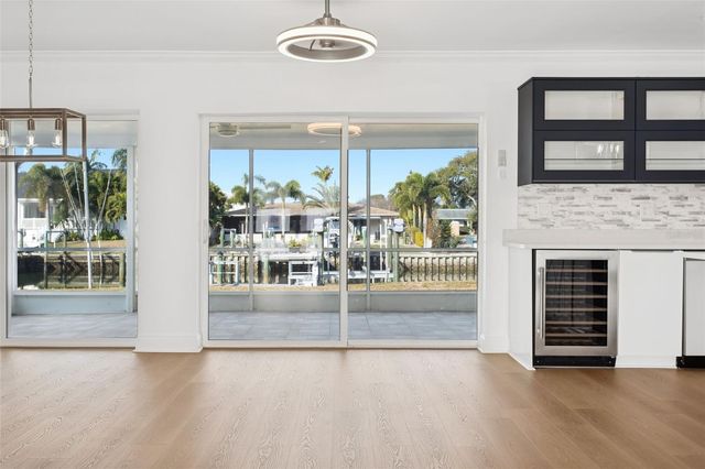 3926 FONTAINEBLEAU DRIVE, Tampa, FL 33634