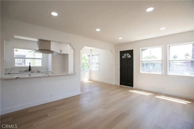 1547 W 60th Place, Los Angeles, CA 90047