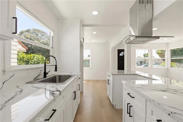 1547 W 60th Place, Los Angeles, CA 90047