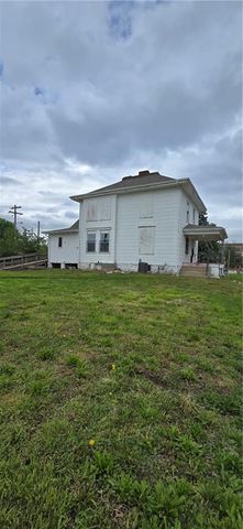 2022 Van Brunt Boulevard, Kansas City, MO 64127