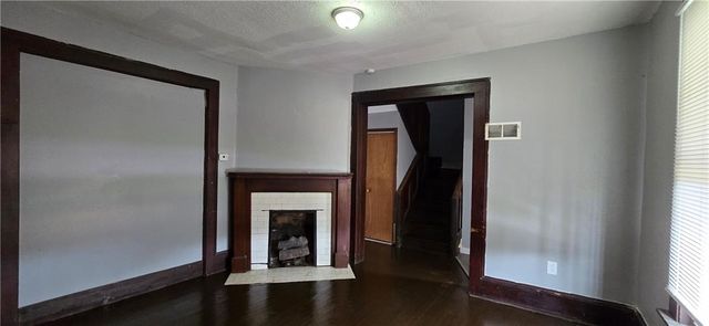 2022 Van Brunt Boulevard, Kansas City, MO 64127