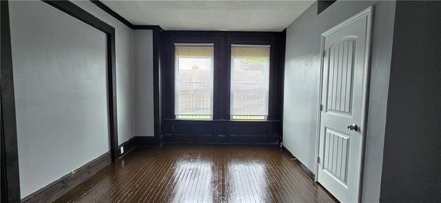 2022 Van Brunt Boulevard, Kansas City, MO 64127