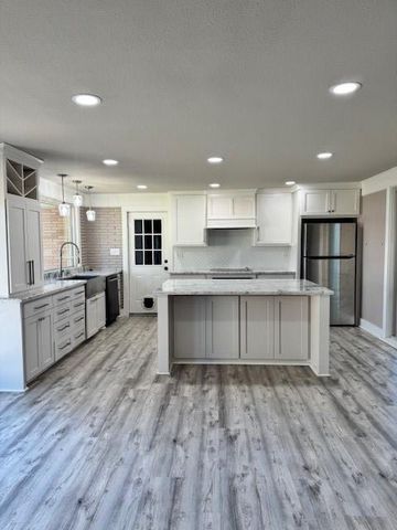 3500 Doris Street, Bay City, TX 77414