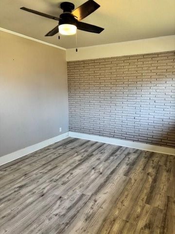 3500 Doris Street, Bay City, TX 77414