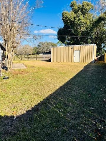 3500 Doris Street, Bay City, TX 77414