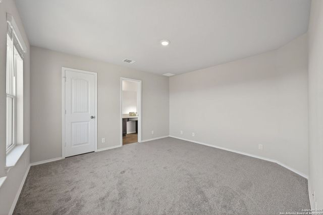 3870 Snowbird, Converse, TX 78109