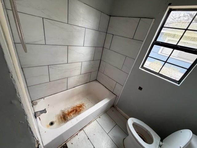 716 E Republic Avenue, Baytown, TX 77520