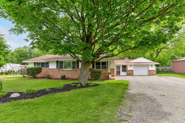 72354 M 43, South Haven, MI 49090