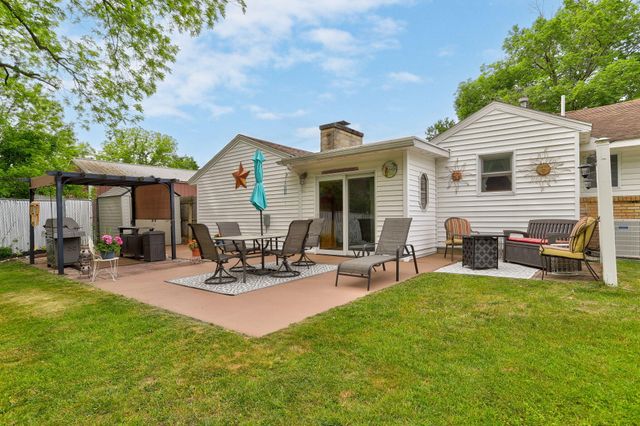 72354 M 43, South Haven, MI 49090