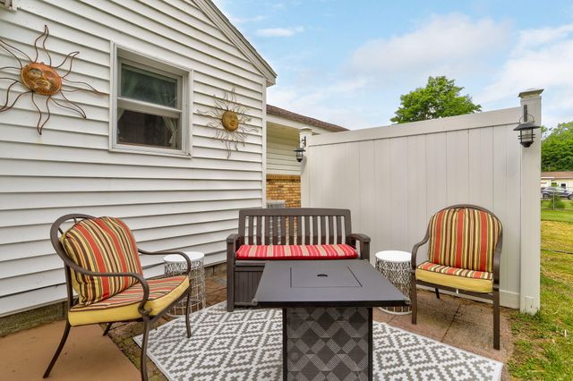 72354 M 43, South Haven, MI 49090