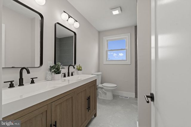 133 HAMPSHIRE DR, Woodbury, NJ 08096