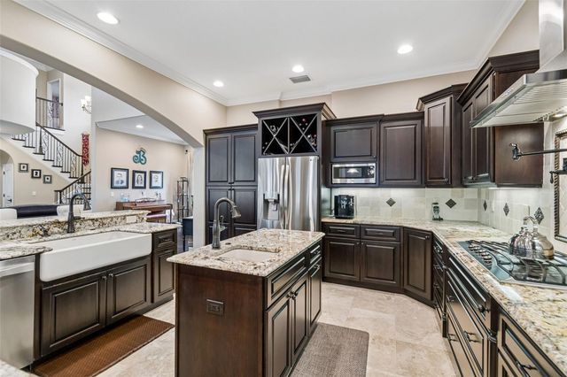 6011 S 3RD STREET, Tampa, FL 33611